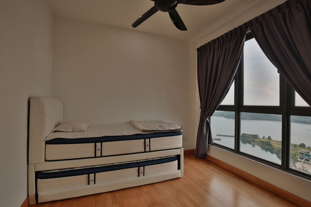 Teega View 1
